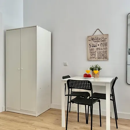 Shoreline Serenity * Los Abrigos